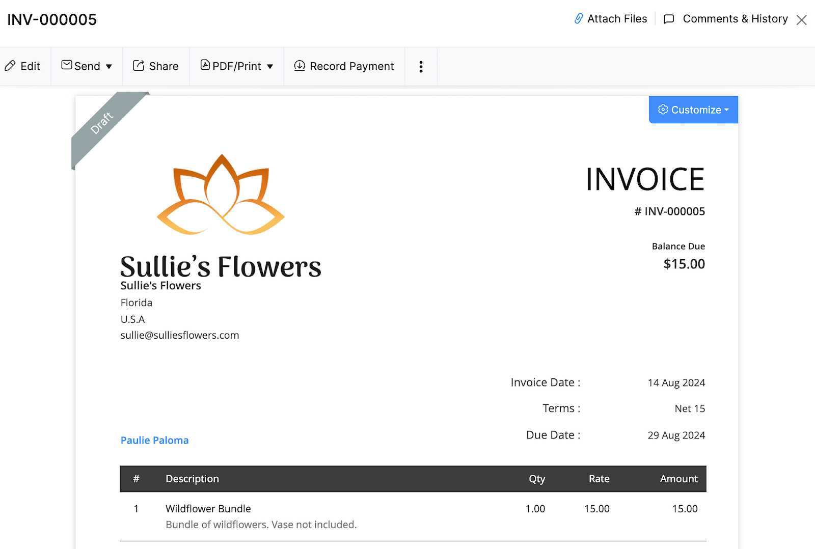 Un esempio di fattura da Zoho Invoice. 